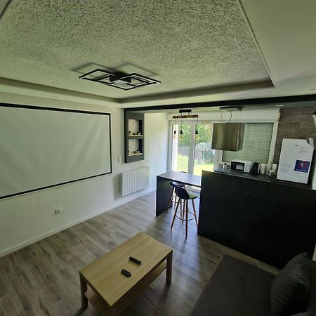 Logement Atypique & Parking Gratuit Gex Zewnętrze zdjęcie