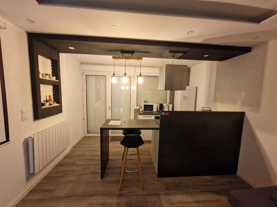 Logement Atypique & Parking Gratuit Gex Zewnętrze zdjęcie