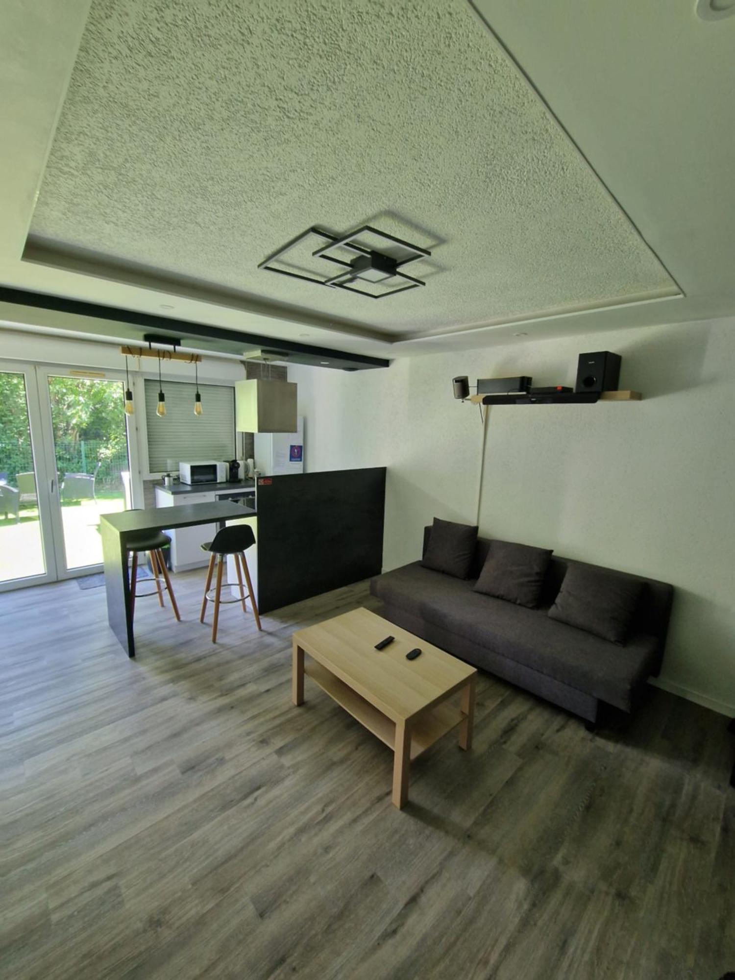 Logement Atypique & Parking Gratuit Gex Zewnętrze zdjęcie